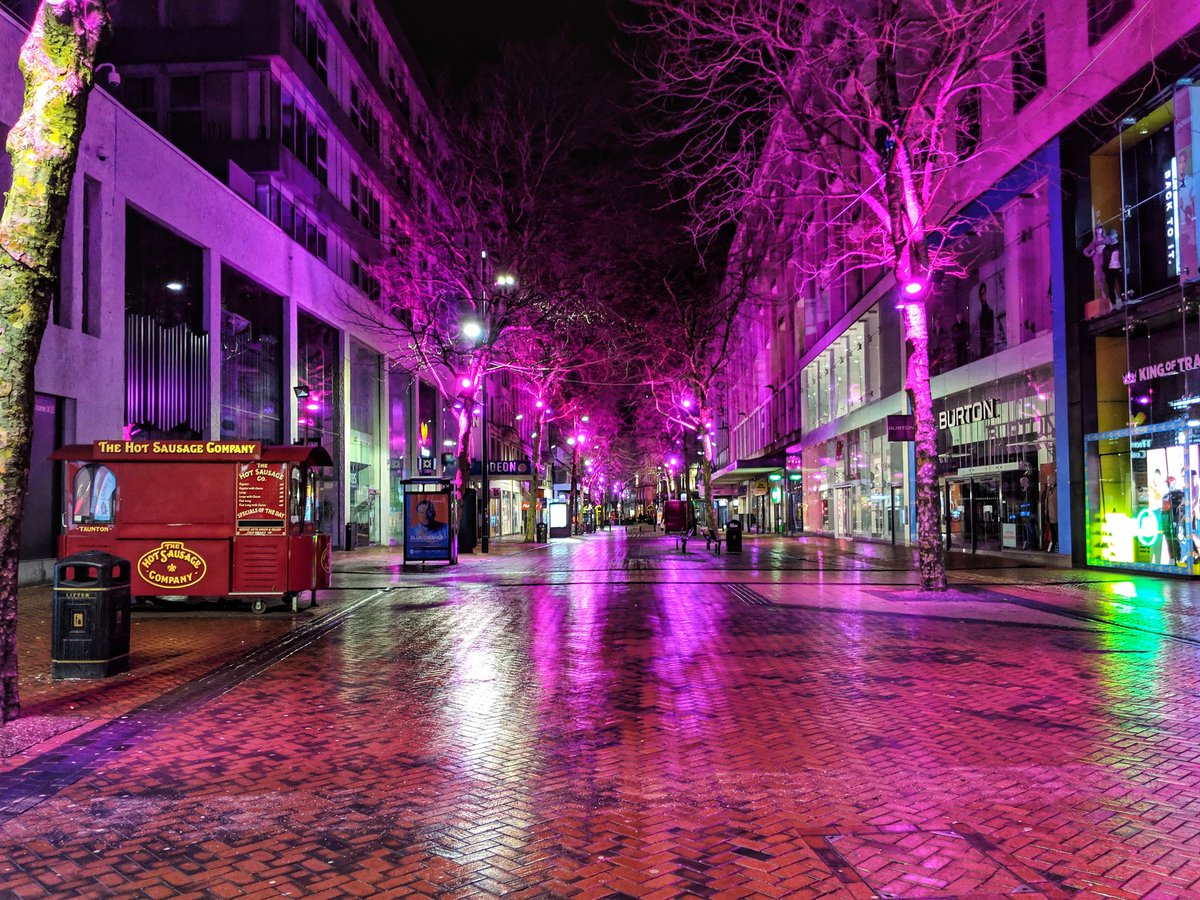 New Street was certainly looking pretty in pink at 6am this morning as I headed off to another great <a href="/BNISunrise/">BNI Sunrise</a> meeting. Thanks to all the visitors who joined us today to find out what we're all about!