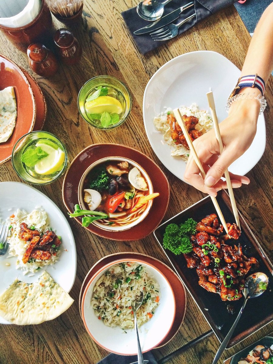 syneapp's tweet photo. Tired of same old menus? Take a look at whats inside with SYNE app 👣😊👏
✓ Pick a category
✓ Swipe through photos
✓ Receive discounts from your matched places only and save some 💲 !
Available on iTunes now!
Link in the description
FREE DOWNLOAD

#wheretogo #syneapp #syne https://t.co/fN7nAuEy0N