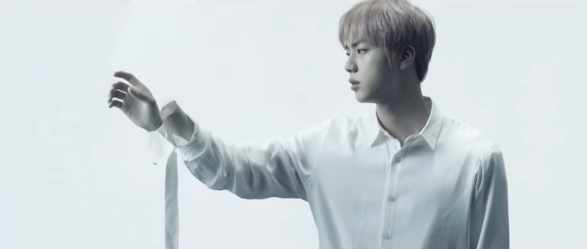 ilsansqueen's tweet photo. JIN SAVED THE OTHER SIX BUT HE- https://t.co/APDkv2w5Gb