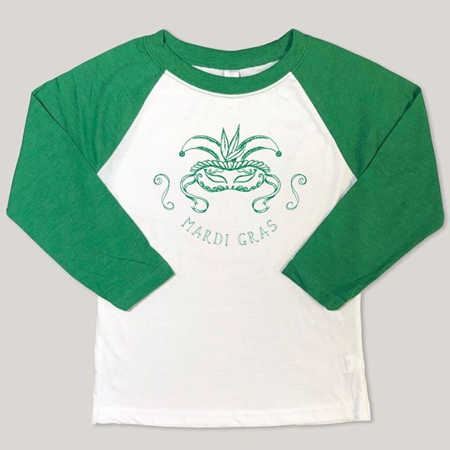 HoneyBeeTees's tweet image. Mardi Gras tees are still available 🦹🏼‍♀️ #honeybeetees #mardigras