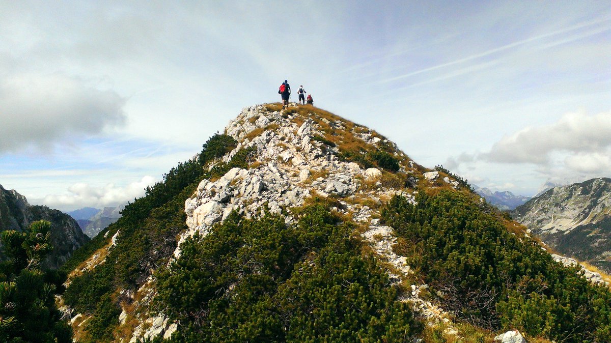 It's all about the places you want to explore, be it #walking on the trails around the Julian Alps, a leisurely walk on the trails of the magical Istria or hiking along the spectacular Dalmatian Coast of #Croatia ... goo.gl/sBst7E #lifeadventures #moreadventuremoreyou