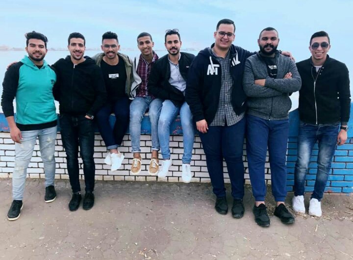mohamedfoad_66's tweet photo. عشت لليوم الي اشوف فيه رجاله الدفعه احلي من بناتها 😂💙 https://t.co/KSlKg2yLTf