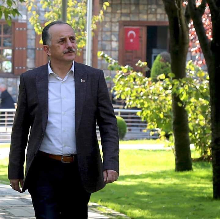 glsmozn01's tweet photo. EN GÜZEL SÖZÜMÜZ BAĞCILAR...
#BenimEvim
#BenimMemleketim
#AkParti
#TevazuSamimyetGayret
Bağcılarımızın Mimari
#İçimizdenbiri Bizim Başkanımız
Sayın @LokmanCagirici ile
Şehrimiz güzelleşmeye Devam edecek....
#ÖnceMilletÖnceMemleket https://t.co/bZqy4WjMUj