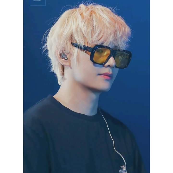 Quyenhau4's tweet photo. Dear Sir,
Kim  Taehyung aka V is the only member who wasn't quoted on BTS  VCR,The VCR  mentioned Suga instead of V twice. It's only a letter #V or #뷔
@Gaonchart 
#TaehyungIsNotInvisible 
#ApologizeToTaehyung #TaehyungDeservesBetter #BTSV 
#방탄소년단뷔 https://t.co/9tAn74YRFL