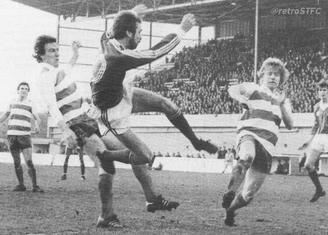 📆 #OnThisDay 1981 |  Goals from Roy Greenwood, Andy Rowland and Roy Carter give #Swindon a 3-1 win over local rivals #Reading at the County Ground 

#STFC