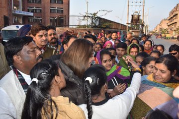 View image on Twitter