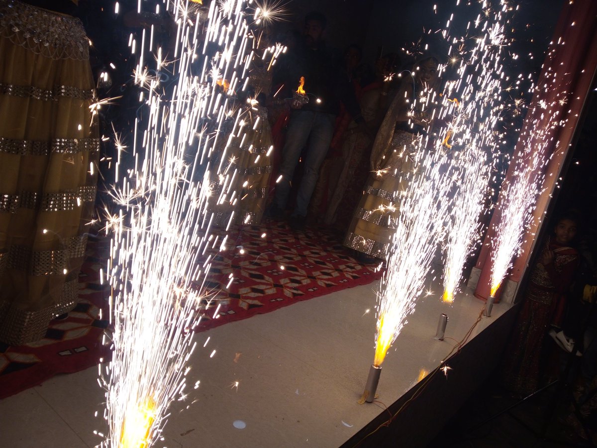TheOrganicers's tweet photo. Let us plan and organize your wedding to make it memorable, you deserve to enjoy the moment not to be worry about everything.We are here to shoulder your event from #top_to_bottom #starting_to_end
#Stage_Performance
#Cold_Fire
Call 8018132259 now
#THE_ORGANICERS
#APKRITMY_PVT_LTD https://t.co/Y04DACYqo3