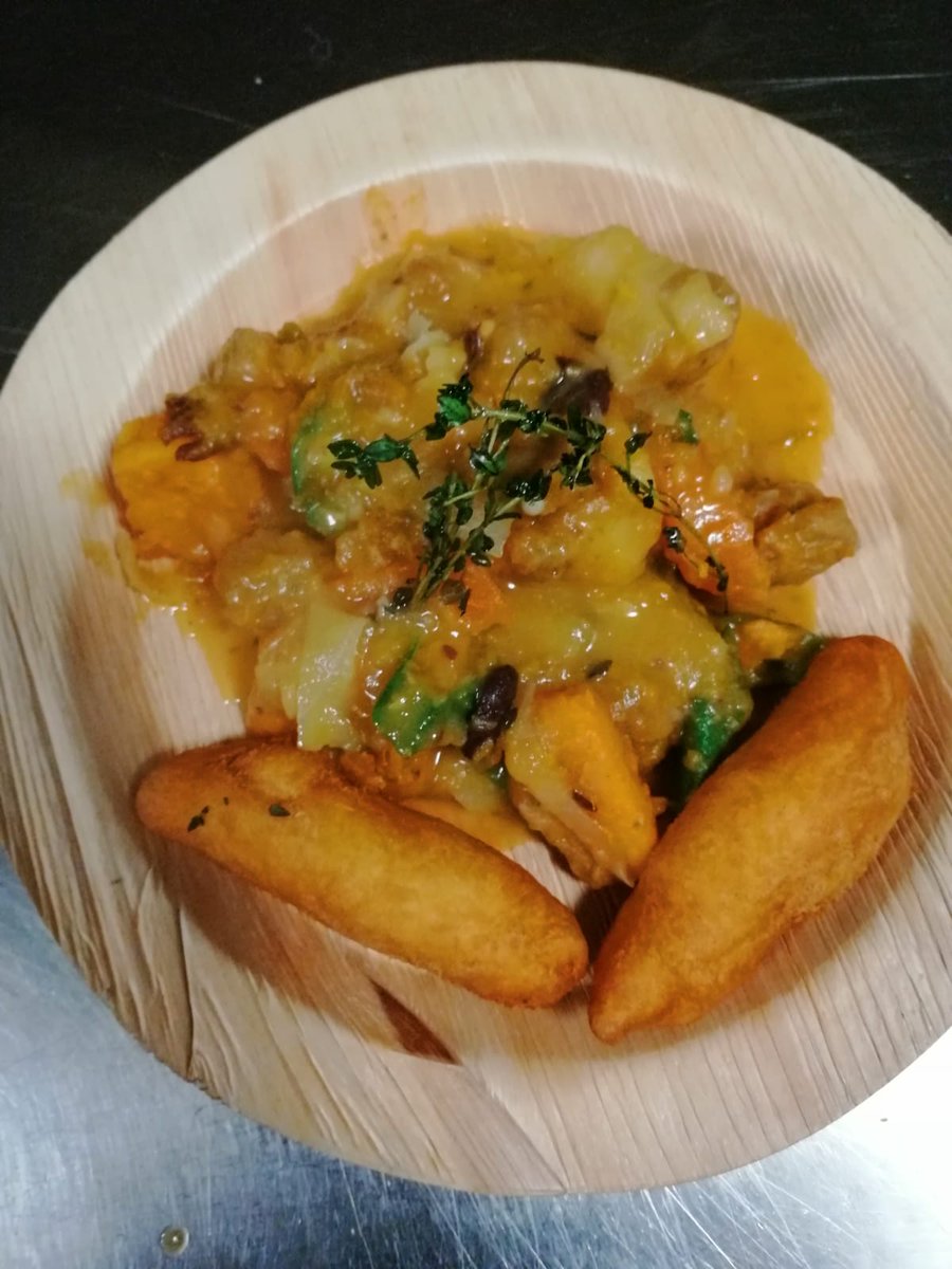 Wagwan, I'm serving all week (apart from Sunday...a brother needs some rest) <a href="/2648cambridge/">2648 Cambridge</a>

AND you can order for delivery through <a href="/Deliveroo/">Deliveroo</a> &amp; <a href="/JustEatUK/">Just Eat UK</a> 

Included on the new and improved menu is this #vegan Ital Stew 👇