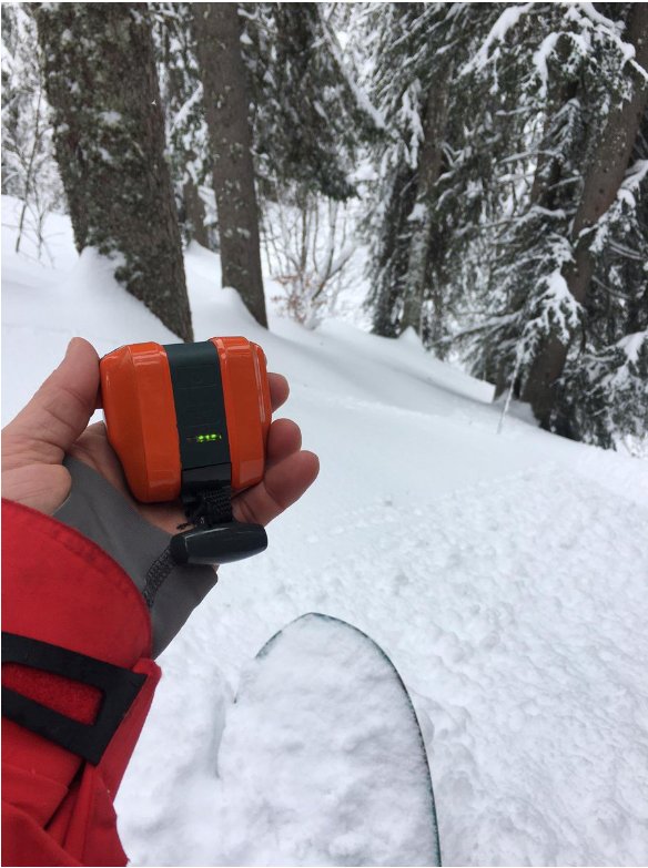 Swisscom_News_f's tweet photo. Première pour LPN (Low Power Network), #Swisscom et @Objenious lancent l'itinérance commerciale entre les réseaux #LoRaWAN. Ceci permet des applications telles qu'un dispositif d'alarme d'avalanche dans les zones frontalières. @reserosafety #IoT #LPN https://t.co/NRt6CGmiEB https://t.co/3C8asVUF1S