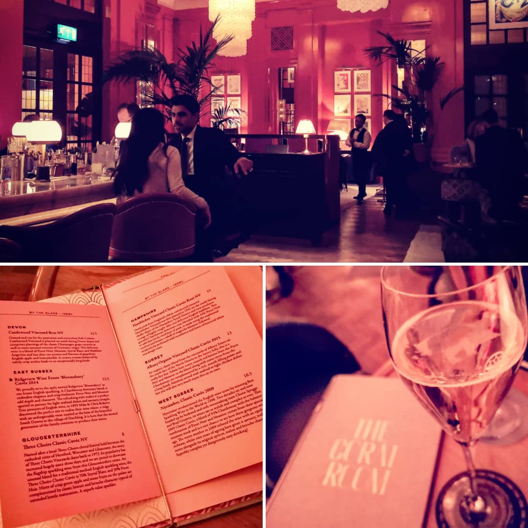 Top bar venue <a href="/thecoralroom/">The Coral Room</a> in #Bloomsbury are doing a great job of showing the diversity of #englishsparkling. Last night we sampled wines from Surrey, Gloucestershire and Devon by the glass from <a href="/AlburyVineyard/">Albury Vineyard</a> <a href="/3choirsnewent/">Three Choirs Newent</a> <a href="/CastlewoodRob/">Castlewood</a>. #EnglishWine #London