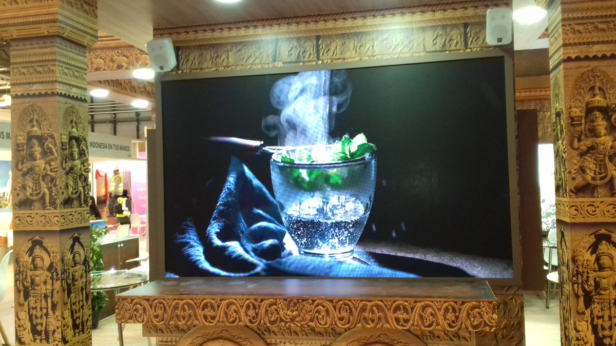 Fitur 2019 . Pantallas led de alta resolución . Visítanos  en videocenter.es