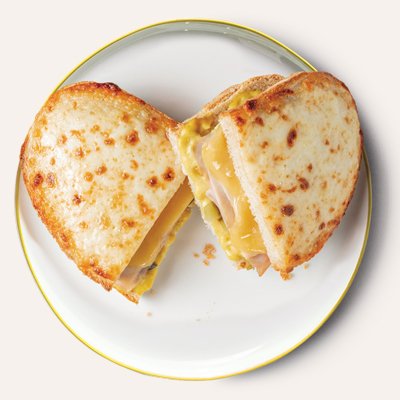 What's for lunch? #lunchtime #toastie #Sandwich #starbucks #hungry #yum #yummy #Foodies #foodphotography #food