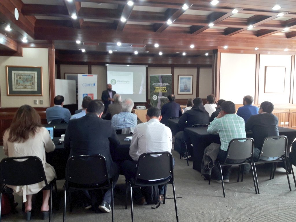 En Puerto Montt realizando última actividad como <a href="/Transforma_Log/">Transforma Logística</a> en Seminario Experiencias de ahorro de Combustible y Sustentabilidad en Transporte @GiroLimpio_CL <a href="/Corfo/">Corfo</a> <a href="/AgenciaSust/">Agencia de Sustentabilidad y Cambio Climático</a>