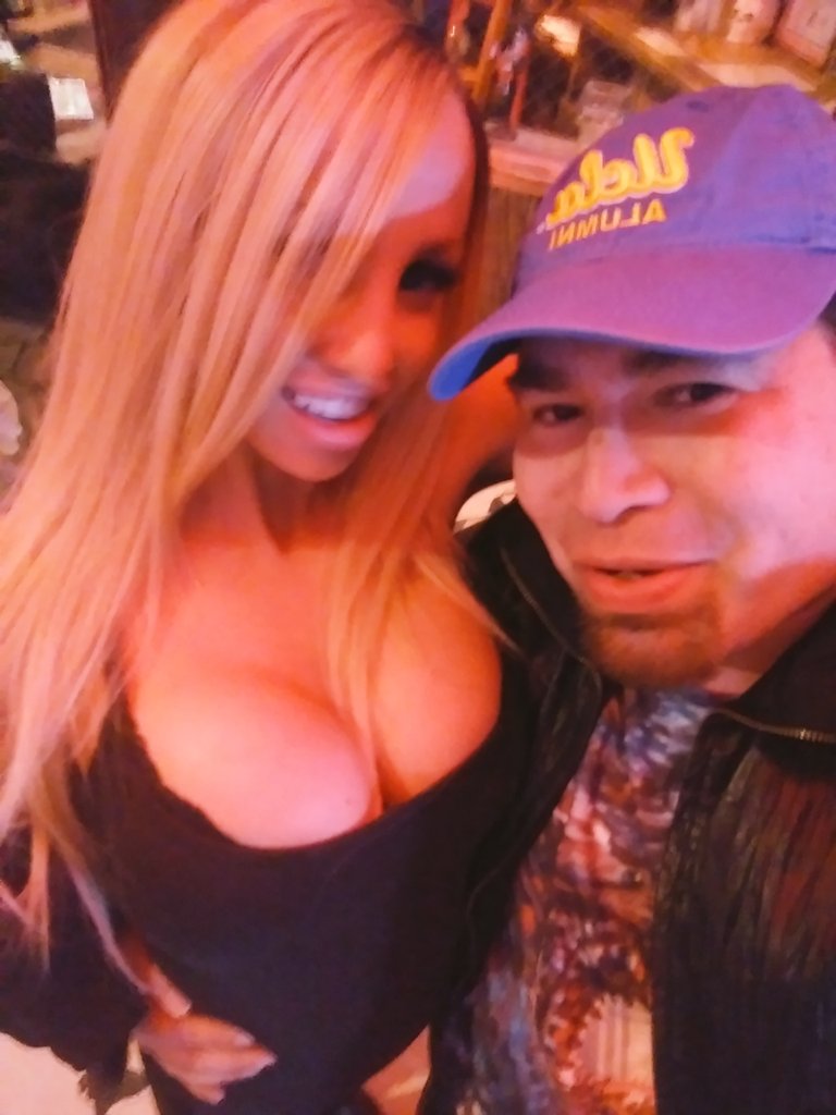 firewater2012's tweet photo. @MollyBootsMFC #mollybootsmfc #mfccammodel #mfc #model #sexi #hawty #gorgeous #bape #bomb #avn2019 #avnexpo2019 #avnexpo #avn #avnshow #avnshow2019 She's Great. 😘🔥👌🍆💦💦🍈🍈🍑💦 https://t.co/Qf3ljxUqxD