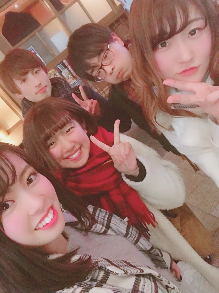 hoshiuta_br's tweet photo. CLの打ち上げしてきたよ〜💫
残りのライブも頑張ります🌟 https://t.co/qt89IggoYH
