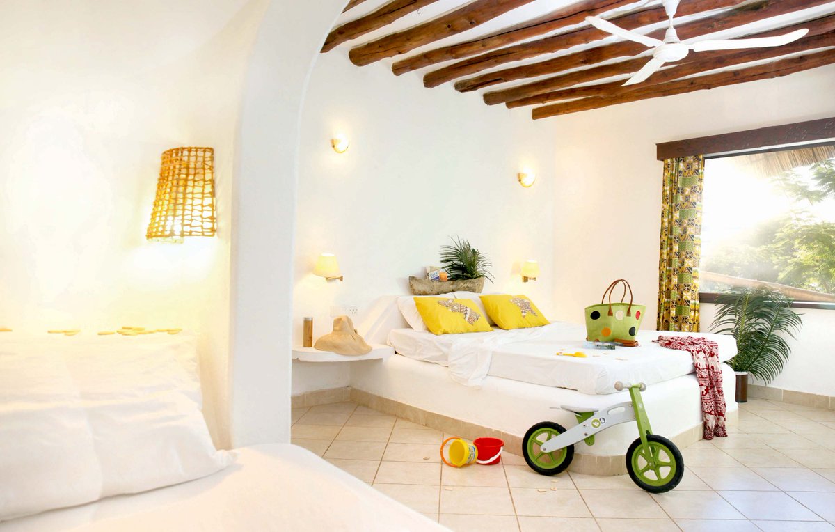 Temple_Point's tweet image. See the #BigFive of the African savanna &amp;amp; the #IndianOcean in just one holiday! Visit us at the @NYTTravelShow this weekend and get your BEST DEAL at booth 555 or visit us online templepointresort.com #DiscoverTheSpirit #TemplePointResort #Africa #Kenya #Watamu