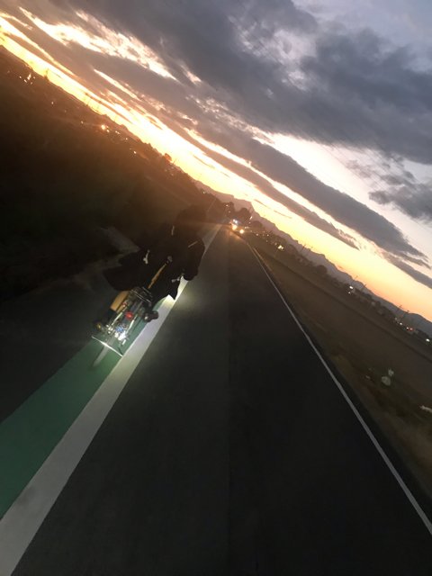 School Of Lock 金運アップ待ち受け画像 友梨奈部長が選んだ写真 金運 をup させたい生徒はこちら この画像を待ち受け にすると運気が上がるかも Sol 平手友梨奈 欅坂46 写真部 お金 金運 T Co Tjsjuzpa1f Twitter