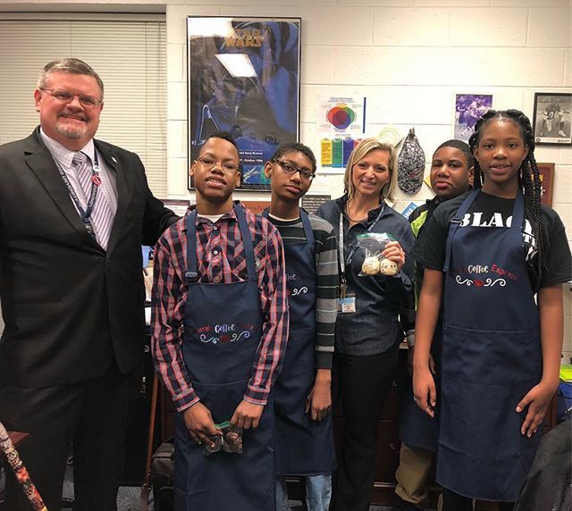 ChuckMossEDU's tweet photo. Students from Mrs. Lambirth’s & Mrs. Spain’s classes run the #GeneralsCoffeeExpress here at #DMSGens. Today, they delivered muffins to us that were bought to celebrate Principal’s Appreciation Week. Thank you to the deliverers and the purchasers! #MUSTbe… https://t.co/x6E8k5V0Yn https://t.co/pr6OnwKReT