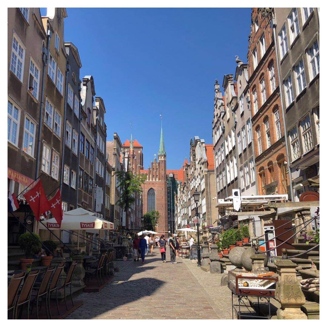 Gratitude__app's tweet photo. 🇵🇱 #TBT to our trip to Gdansk, Poland last summer! Check out what we got up to at https://t.co/D9hjN8m7OC and let us know your favourite Polish spots below!✌️ https://t.co/obba3cYket