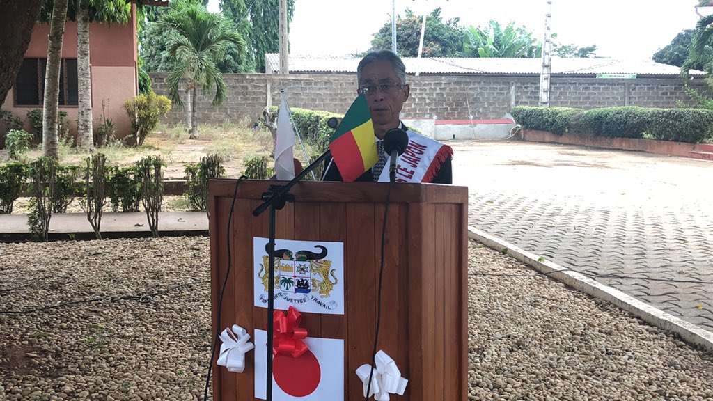 ...c’est le Japon qu’il convient de citer ici en exemple pour son appui déterminant au centre...
...je voudrais prier très respectueusement SEM KINOSHI à bien vouloir accepter que je le fasse Ambassadeur du <a href="/cpadd3/">cpadd</a>  près le #Japon. Discours du directeur.