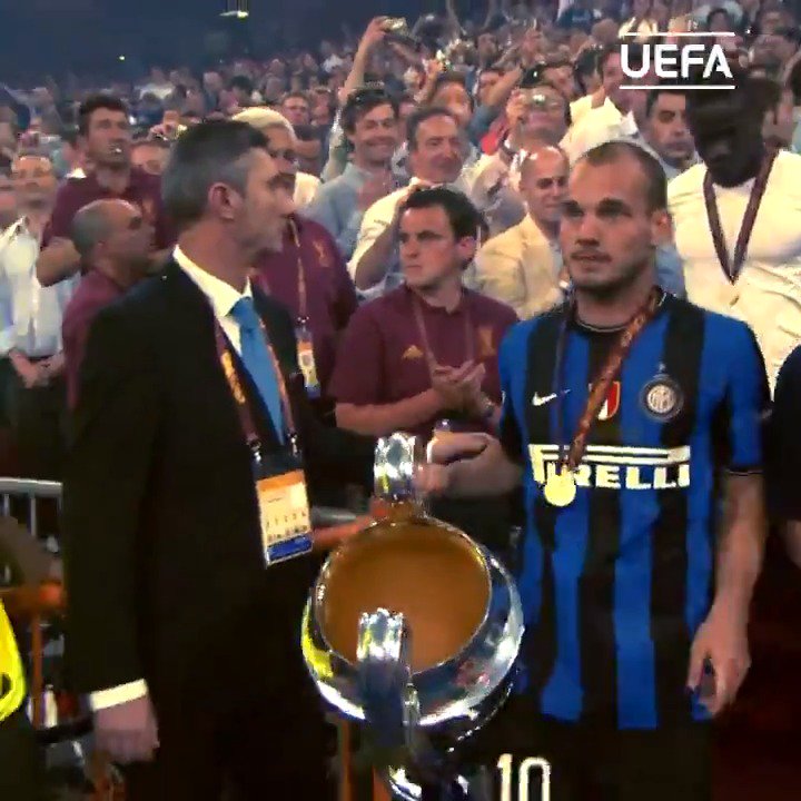 Happy Birthday, Wesley Sneijder  