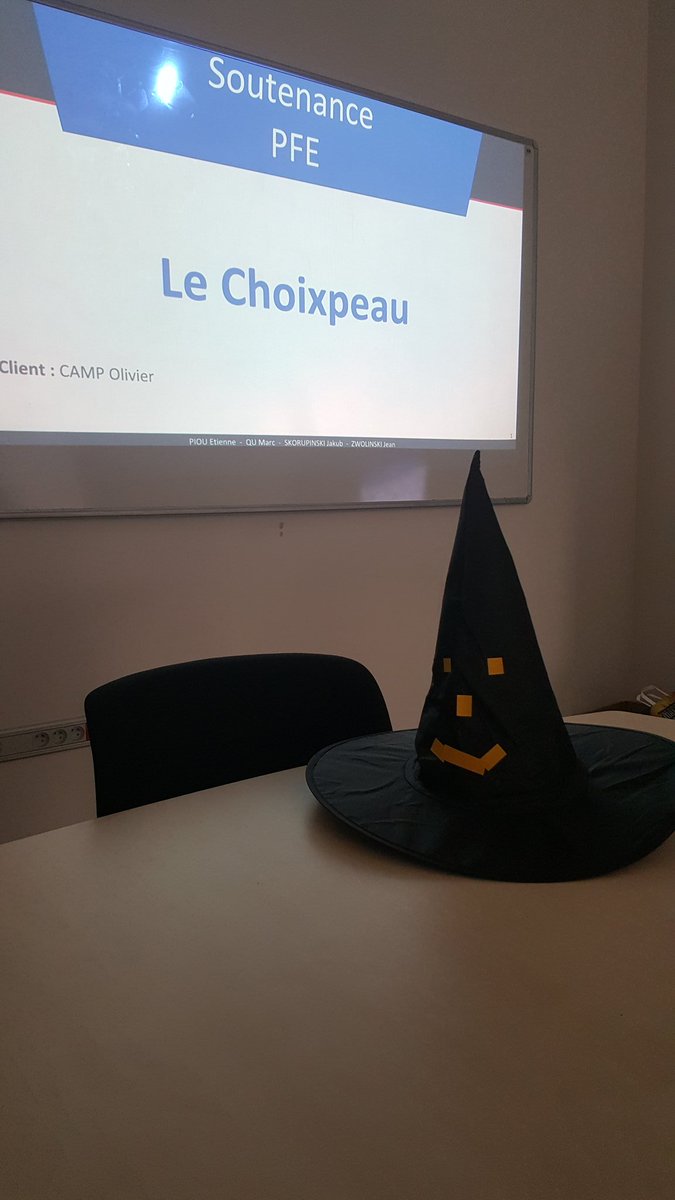 NicolasGUTOWSKI's tweet image. À @Groupe_ESEO les étudiants ont développé un #choixpeau connecté doté d&apos;une #IntelligenceArtificielle. Celui-ci à l&apos;instar de son cousin de #Poudlard recommande aux étudiants l&apos;option où ils ont le plus de chance de réussir et de l&apos;apprécier. #DataScience #DeepLearning #IoT