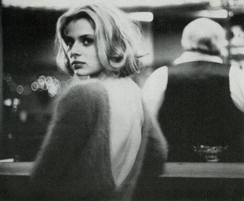 Happy birthday, enchanting Nastassja Kinski!

Paris, Texas (1984) Wim Wenders 