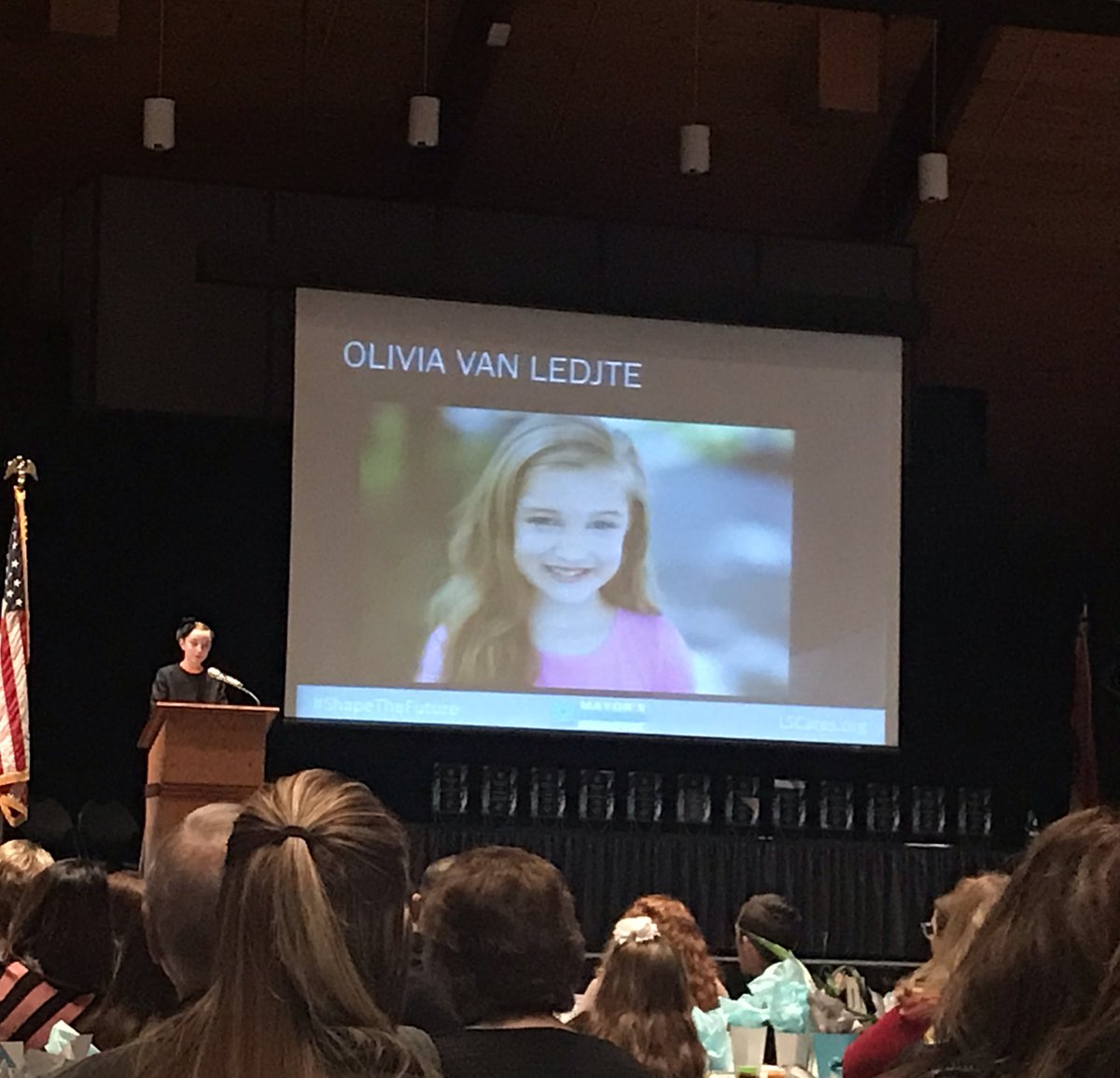 DrJKephart's tweet image. Thank you @thelivbits for your powerful messages about kindness, care, love and the voices of children. May we all add more heartbeeps in the world! #r7proud @LSR7 @leessummitcares @cityofLS