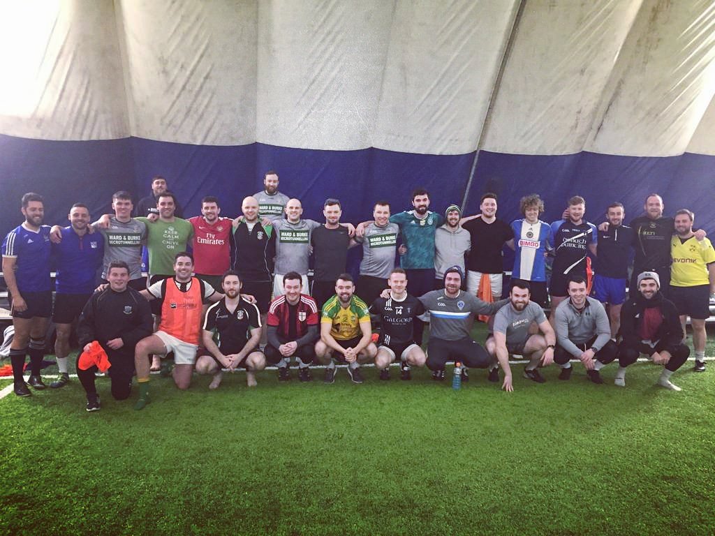 torontogaelsgfc's tweet photo. Great session Sat @ @ballsportspolsonpier.
The pace got competitive with the 4 teams, and mini league now in place ๐ช๐ปโฝ
Reach out to get involved ๐ฒ๐ป
.
.
.
.
#torontogaels #torontogaa #canadagaa #canada #toronto #gaa #irishabroad #torontosports #gaaabroad #toocoldtoplayoutside https://t.co/ThesYmFLXh