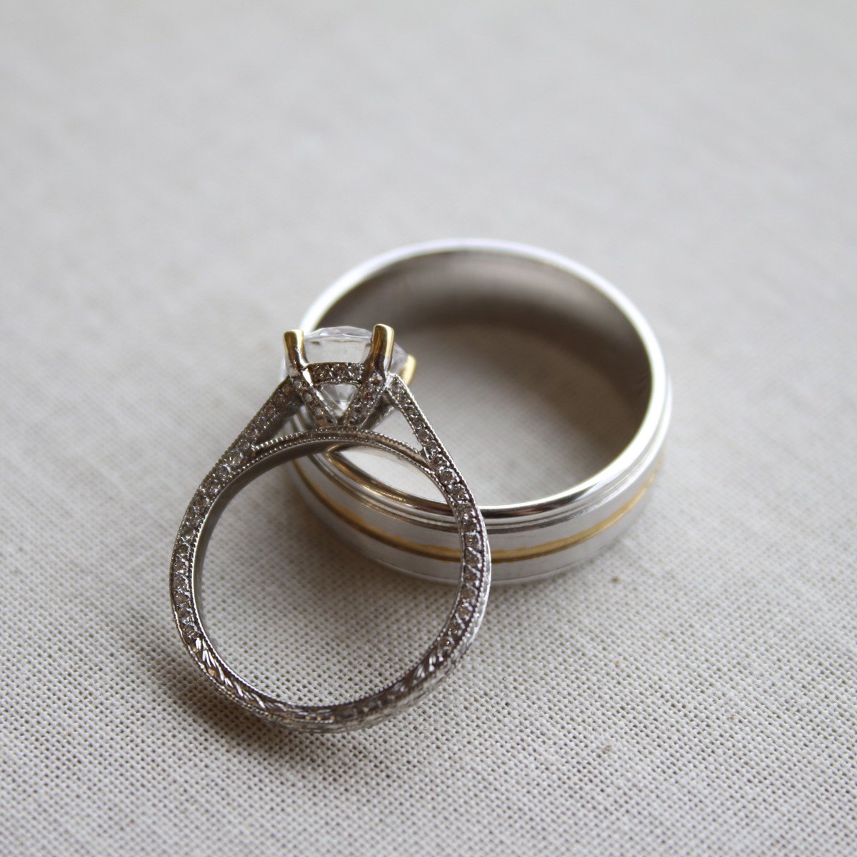 RFMoeller's tweet image. “Happiness is anyone and anything at all that's loved by you.” -You’re a Good Man, Charlie Brown

#HowMNGetsEngaged #MoellerMilestone