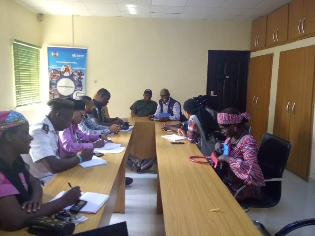NCDCgov's tweet photo. Our rapid response team (RRT) is in Plateau state supporting the state government with coordination, advocacy and risk communication. The team also distributed #LassaFever commodities to support the state response to the recent outbreak. https://t.co/z1COHkVkfK