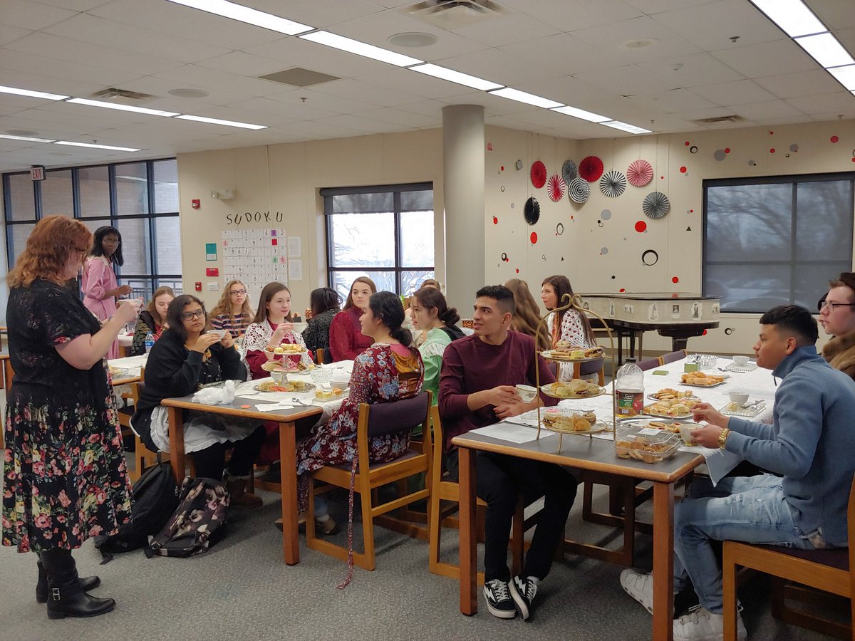 Pride and Prejudice tea party in the library today for Mrs. Thomas's AP seniors. Vocabulary practice and quizzing going on in their conversations. Fun learning! #EmporiaProud #TeamEHS