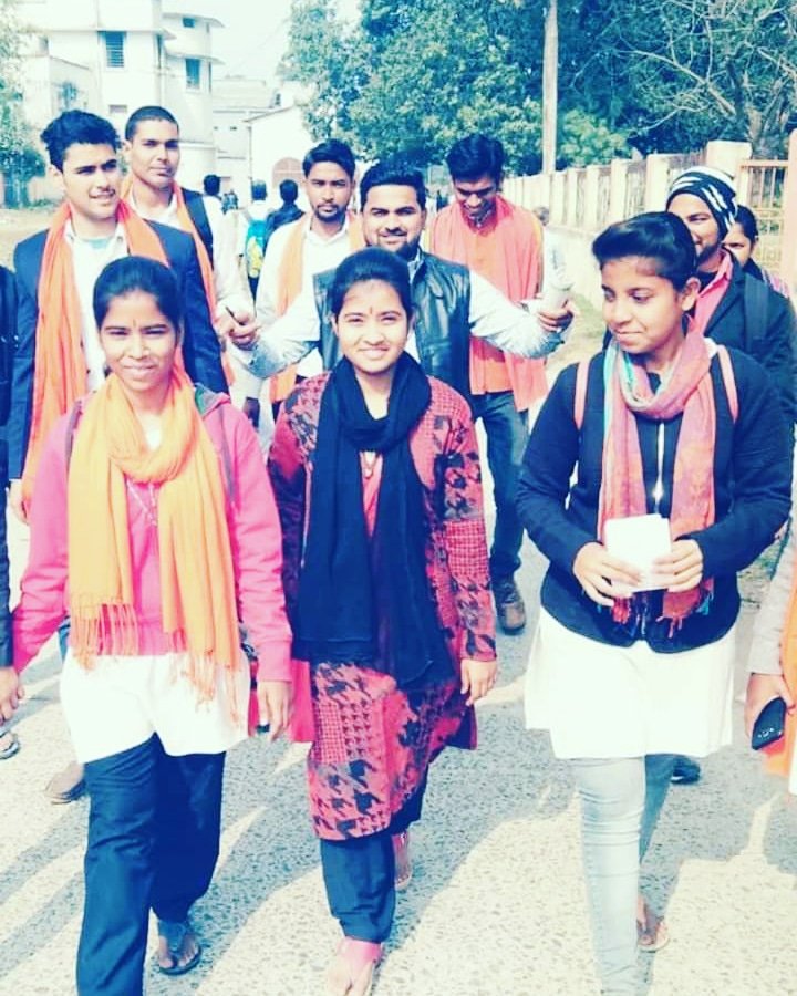 Khushboo_Raj1's tweet photo. हर जोर जुल्म के टक्कर में #संघर्ष हमारा नारा है...
हम रूके नहीं, हम झुके नहीं..
कहता #इतिहास हमारा है।
#Vote4ABVP
#Support_Abvp
@ABVPVoice
@ABVPBihar
@AbvpSujeet
@pranik_vajpai
@kriti_barbariya
@raj_dipali
@ABVPForGirls https://t.co/GAAONPWcRR