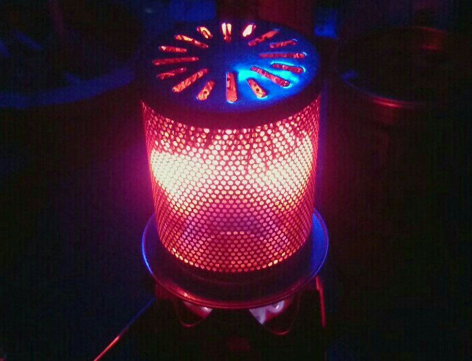 Diy Howto 相互フォロー 百均グッズを使って ストーブを作る方法 動画 T Co Rduieavijj Diy Howto ハウツー 100均diy ストーブ 冬キャンプ 作り方 ダイソー アルコールストーブ 遠赤外線 T Co Keefpamba7