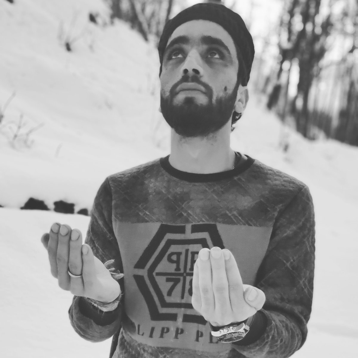 Rahuldevsar's tweet image. 