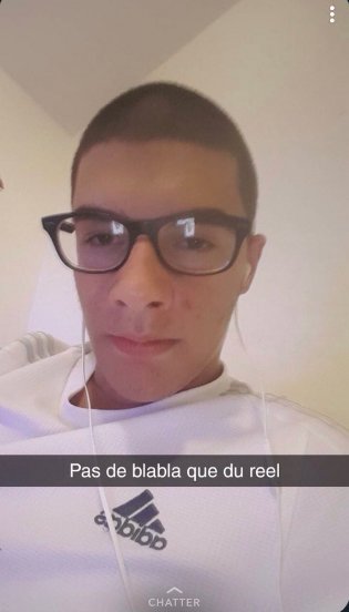 update et sûrement la dernière psk MARRE : on s& #39;est revu pour la 3e fois et ojd il m& #39;a SERRÉ la MAIN mdr je laisse tomber cbon jsuis 1 connard moi ou quoi? chienne de vie