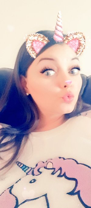 Having a chill day playing on snapchat and watching #countdown and getting the word #erection 🤷🏽&zwj;♀️ https://t<a href="/tag/countdown"class="tags"><span>#countdown</span></a><a href="/tag/erection"class="tags"><span>#erection</span></a>