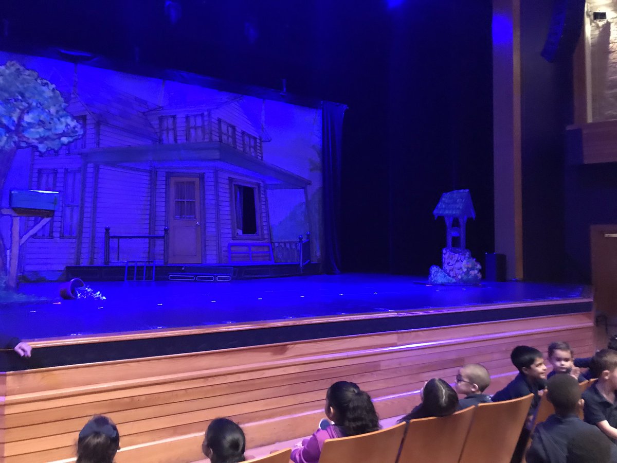 Excited for my students to experience the theater 🎭 🤩 #fieldtrip