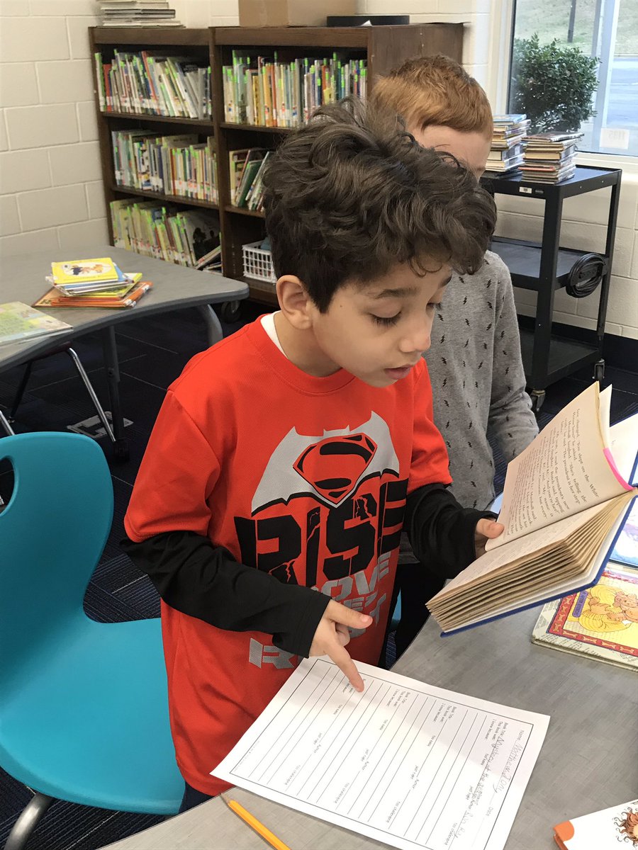 SunsRead's tweet photo. Working together to find good-fit books that will grow our brains and make us better readers! https://t.co/YYzIHlv8Rr