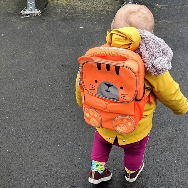 Gracie is always ready for an adventure! She's got a new backpack which is just hers to wear.
.
.
#trunki #freddiefoxandcorep #freddie_foxandco #brightandcolourful #bright #bold #dresskidslikekids #dresskids_likekids #dresscolourfully #supportsmallshops … bit.ly/2RaJlbK