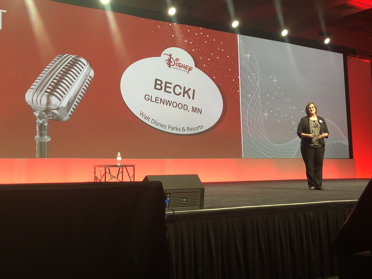 Disney’s Becki Glenwood; A great balance of incredible business insights with some very amusing commentary -  “who doesn’t enjoy a good bell curve first thing in the morning” :) #AvayaEngage #ExperiencesThatMatter