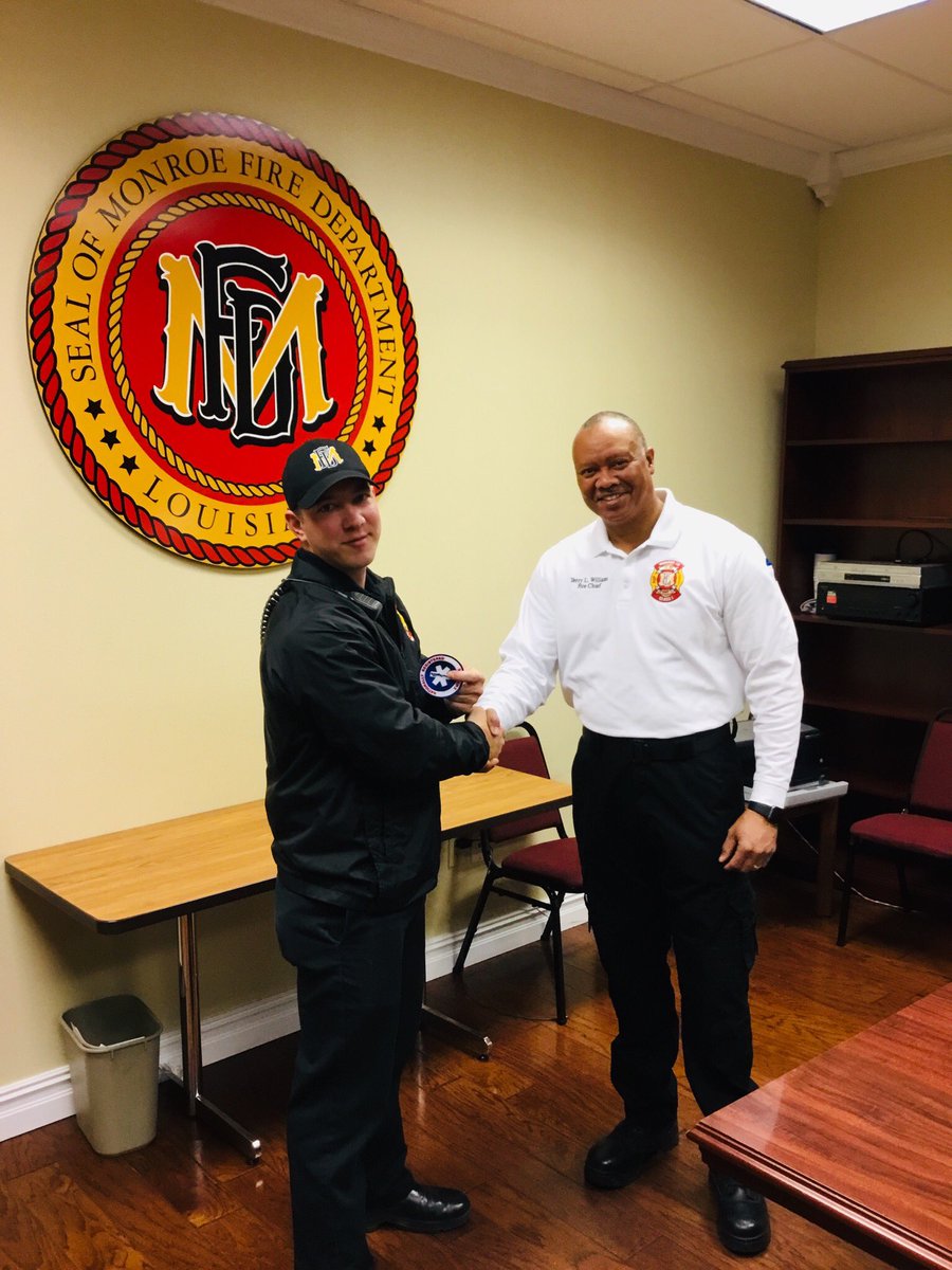 MFDClass1's tweet photo. Congratulations to Brandon Wallace! Newest EMT at MFD https://t.co/H7k6MdnSm4
