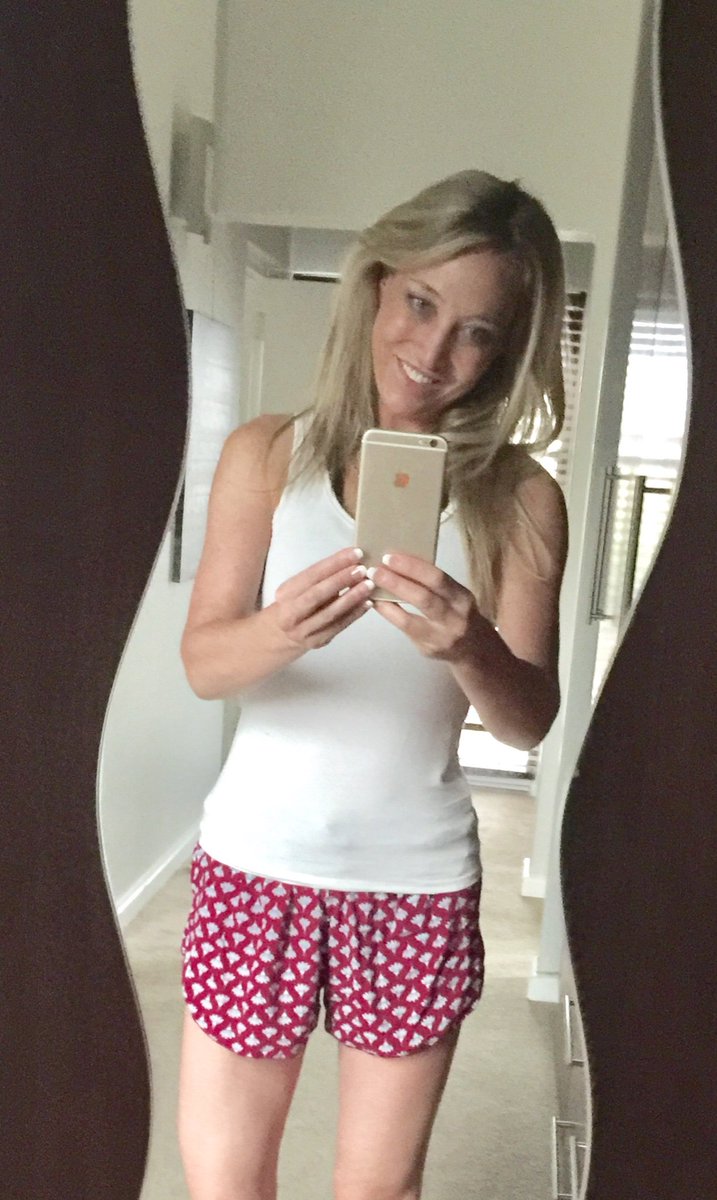 WELLAdvisers's tweet photo. Pushing on with exercise and fitness goals even on those days when it’s a BIG CHALLENGE! #pushthrough #staypositive #reframeyourmind #risetothechallenge #giveyourbest #health #fitness #exercise #diet #nutrition #itsawayoflife #longtermgoals #commitment https://t.co/Jvae2X0r8V