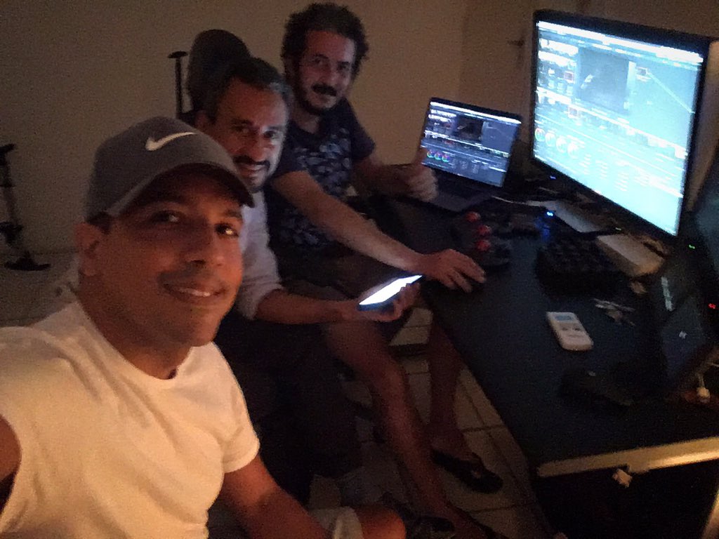 deocardoso76's tweet photo. Color correction ! #myfirstfeaturefilm #cinema #braziliancinema #thirdcinema #filmsociety #abruddahsmind #indiefilm #blackfilmmaker https://t.co/1yse5hl1sN