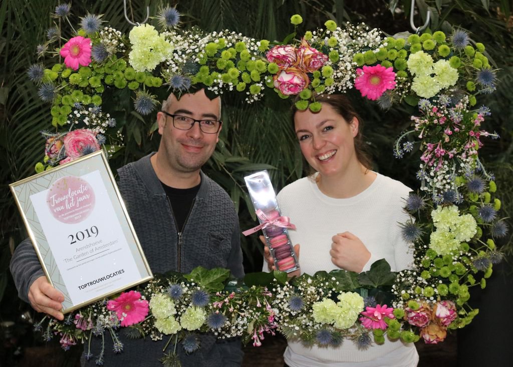 Arendshoeve, 'the Garden of Amsterdam' heeft een #award mogen ontvangen. We behoren tot de #top van #trouwlocaties in Nederland en daar zijn we trots op!