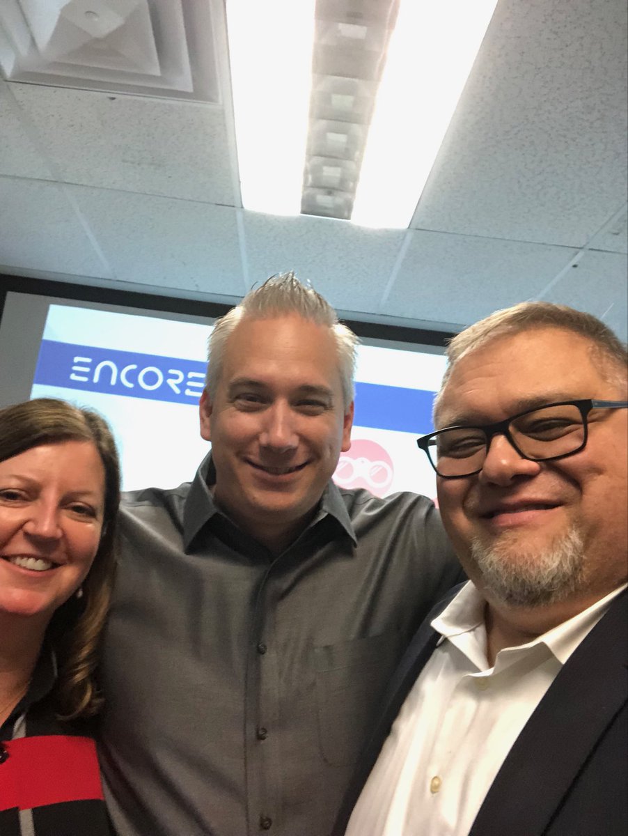 sticktod's tweet photo. International E360 Sales Training in Canada...making customers for life! #EncoreSalesDev https://t.co/ZElCZQxvOo