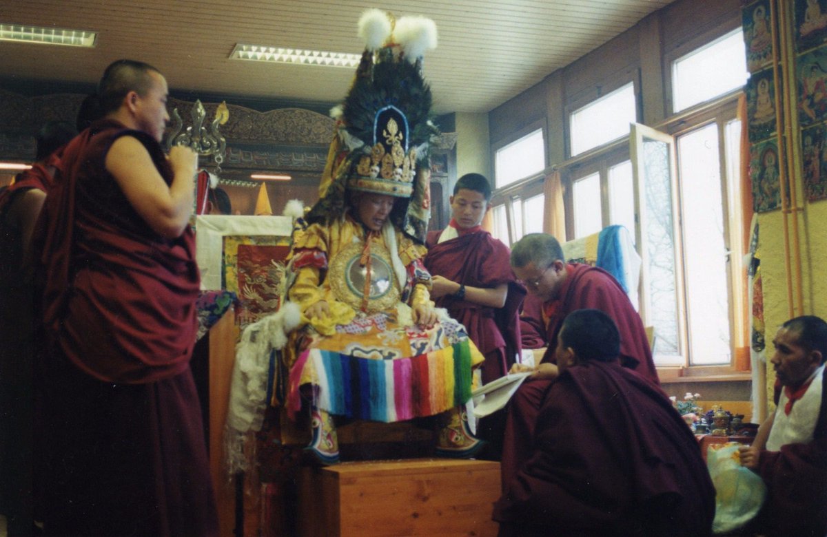 ForidiHomaun's tweet image. A #mysterious tradition from #Tibet
bit.ly/2MSEptV
#Kechara #TsemRinpoche #tsemtulku #DorjeShugden #Shugden #DalaiLama #Tibetans #Tibetan #interesting #TibetanBuddhism #Buddha #Dharma #Buddhist #oracle #compassion #miracle #culture #History #trance #SPIRITUAL #Zen
