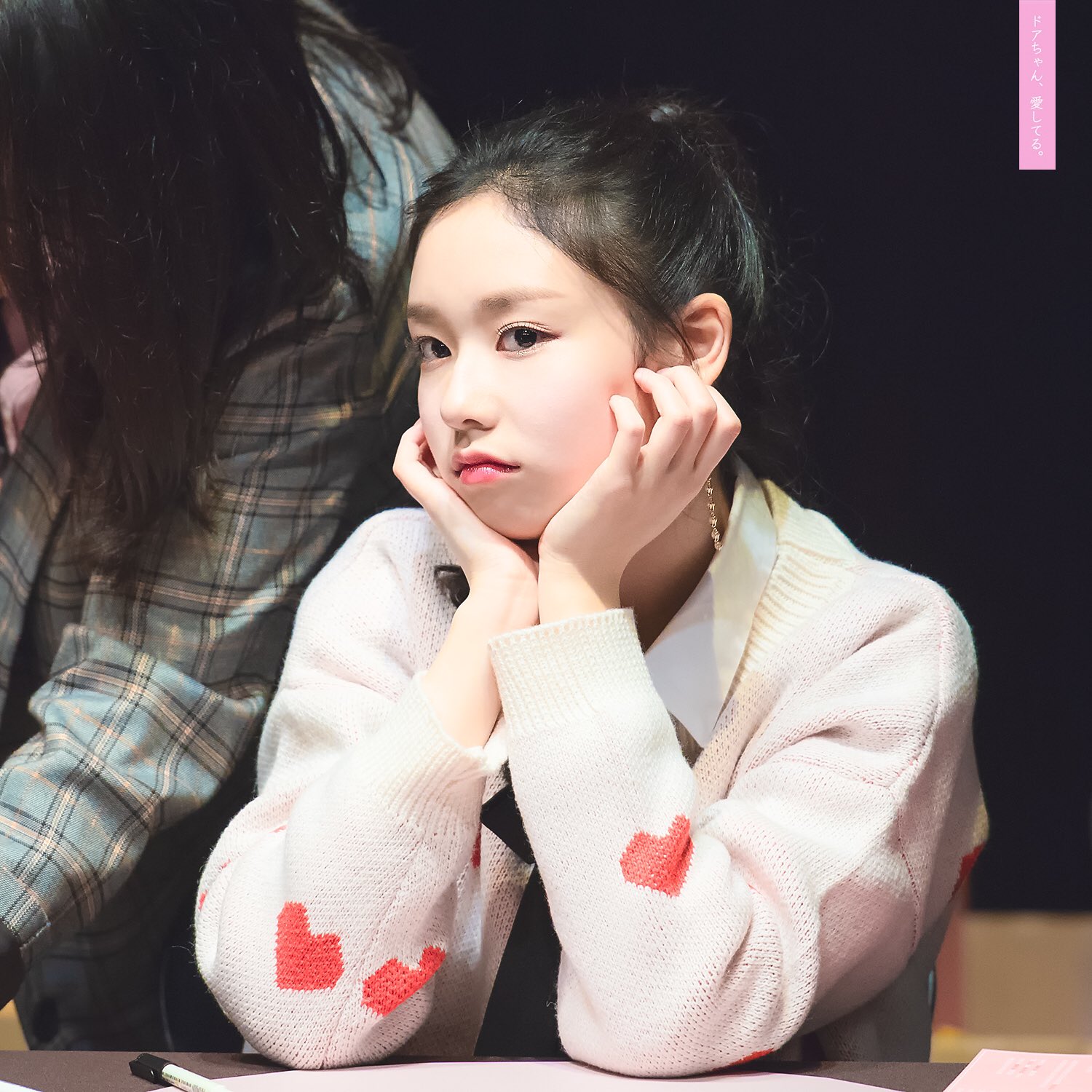 DxsJ_RXV4AA5ce4.jpg:orig