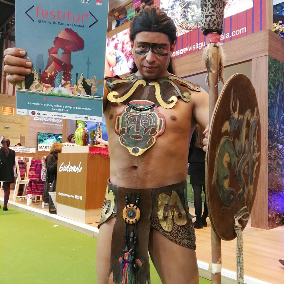 fiestaismad's tweet photo. Seguimos recorriendo los fascinantes espacios que rodean nuestro stand de @festitur. @fitur_madrid cada año se supera. Gracias a todos por hacerlo posible. Ven a conocernos al pabellón N°3 - stand 3c17. Te contamos los mejores planes para disfrutar de la noche madrileña. https://t.co/Fu4ywolJhL