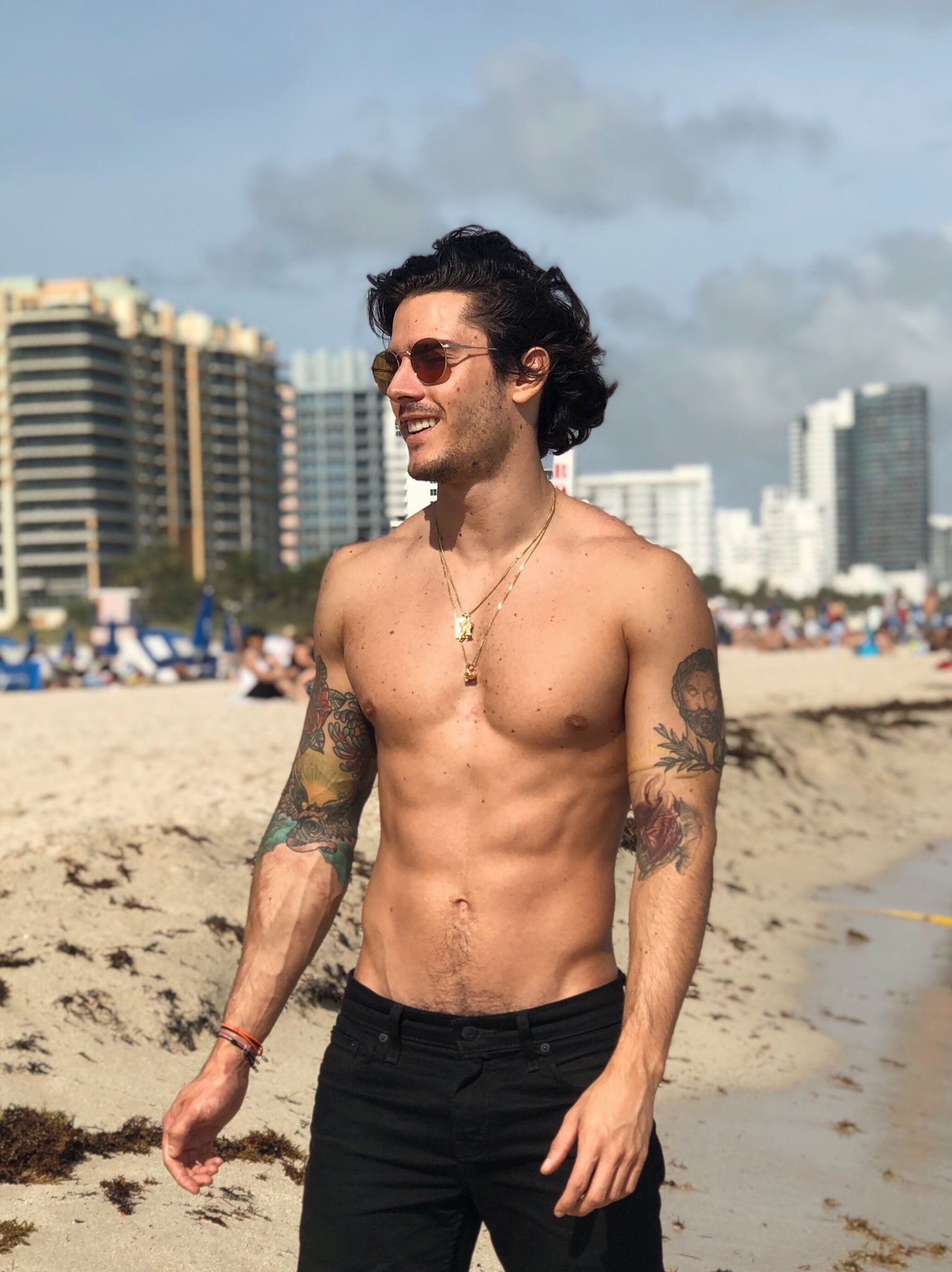 Diego Barrueco on X: "Miami i love you. https://t.co/tyN1IBgTtq" / X